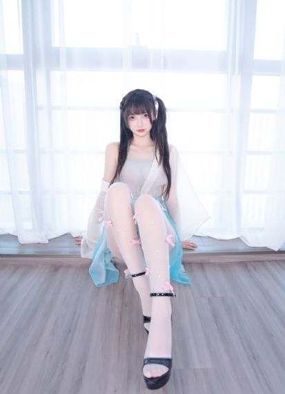 撕掉她的衣服 全光版_HD电影在线看